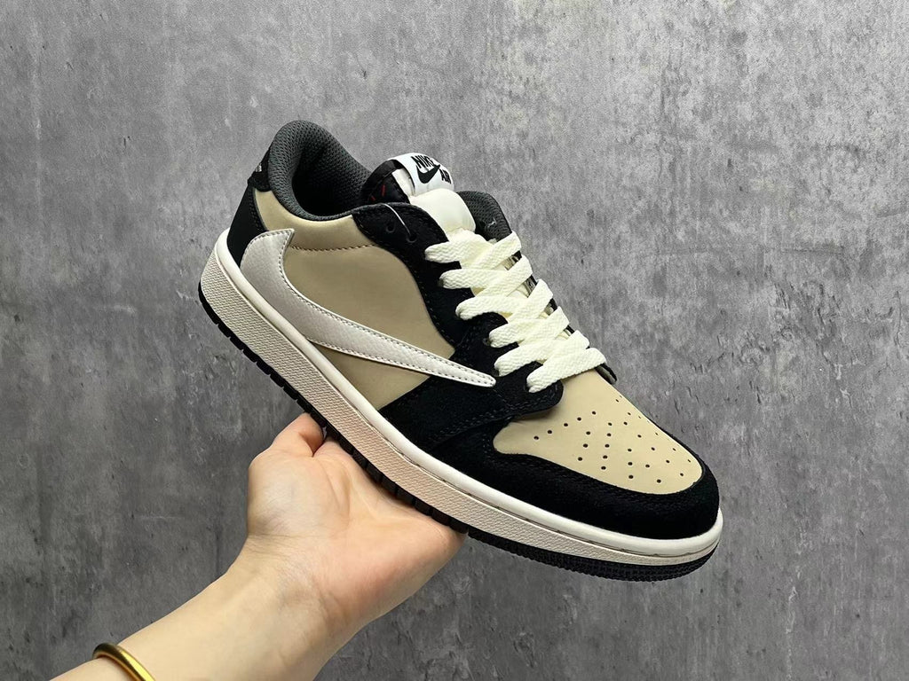 travis-scott-x-air-jordan-1-low-og-sp-all-white-reverse-swoosh
