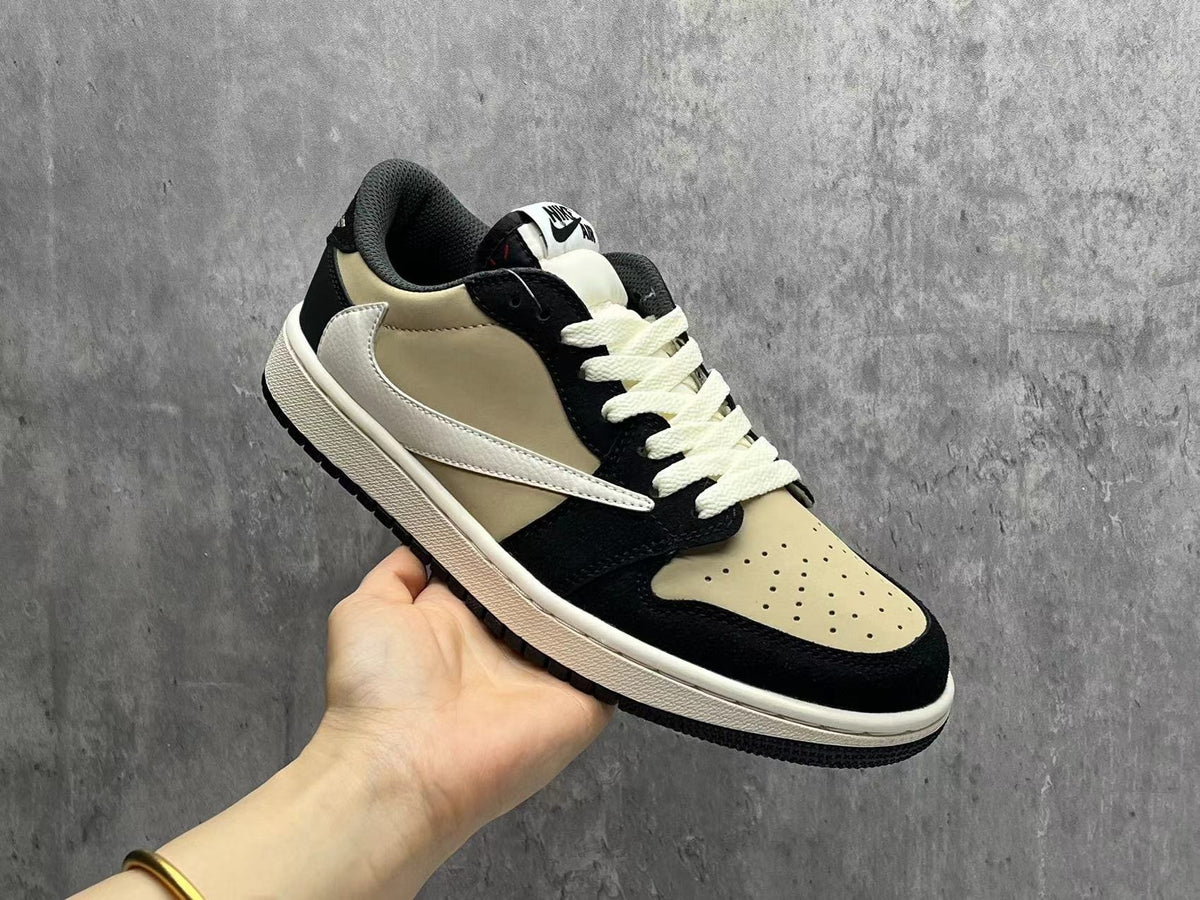 travis-scott-x-air-jordan-1-low-og-sp-all-white-reverse-swoosh