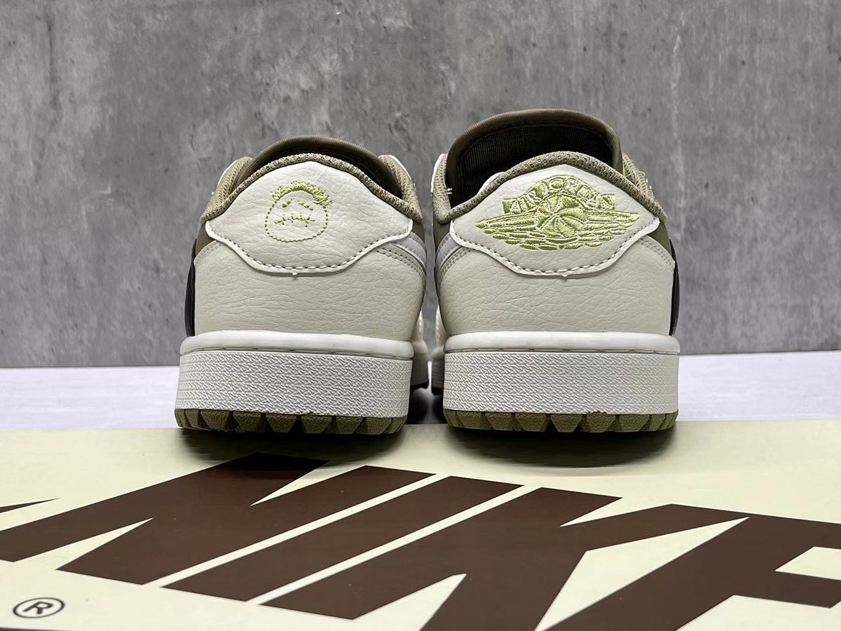 Travis Scott x Air Jordan 1 Low OG SP Golf Reverse Swoosh