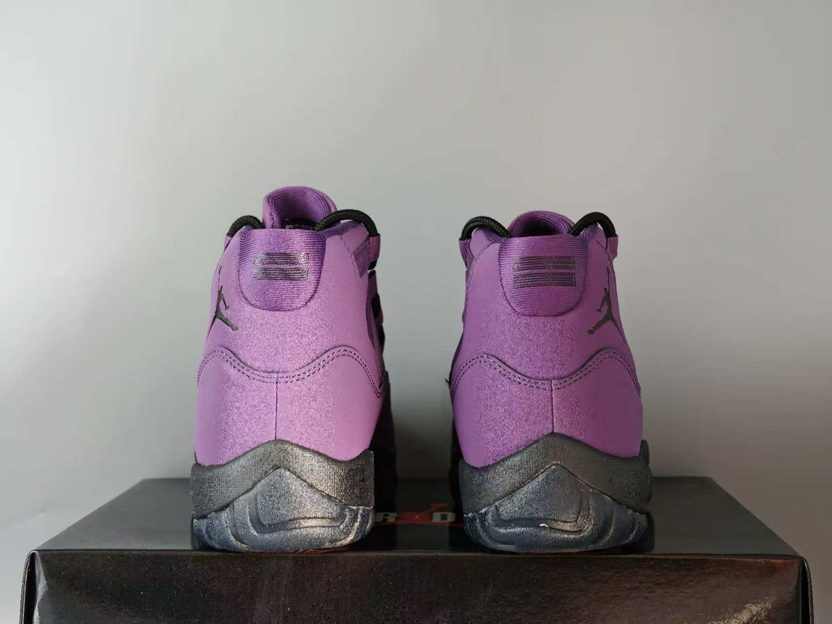 Air Jordan 11 Retro MENS WMNS Mojave Canyon Purple Off Noir Violet Dust Medium Soft Pink IO8961‑553