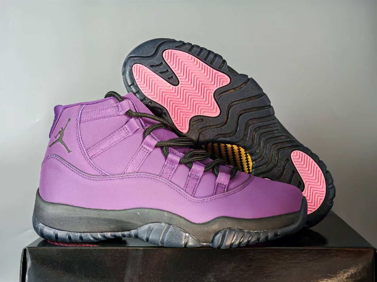 Air Jordan 11 Retro MENS WMNS Mojave Canyon Purple Off Noir Violet Dust Medium Soft Pink IO8961‑553