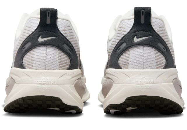 Nike Air Zoom Vomero 18 Run Pack Summit White - IB5726-100
