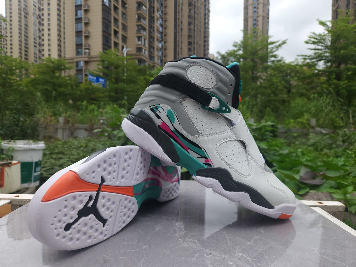 Air Jordan 8 Retro White‑Grey‑Green