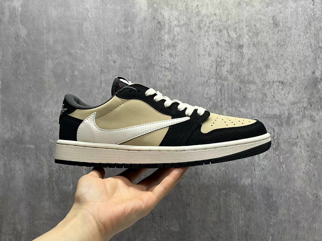 travis-scott-x-air-jordan-1-low-og-sp-all-white-reverse-swoosh