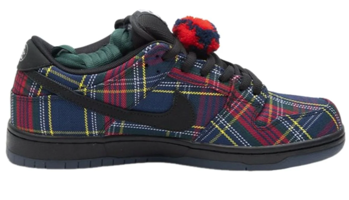 Nike SB x Nardwuar Dunk Low "Tartan" II1493-600 Skate Shoes