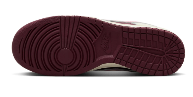 Nike Dunk Low Premium “Valentine’s Day 2023” Sneakers | DR9705-100