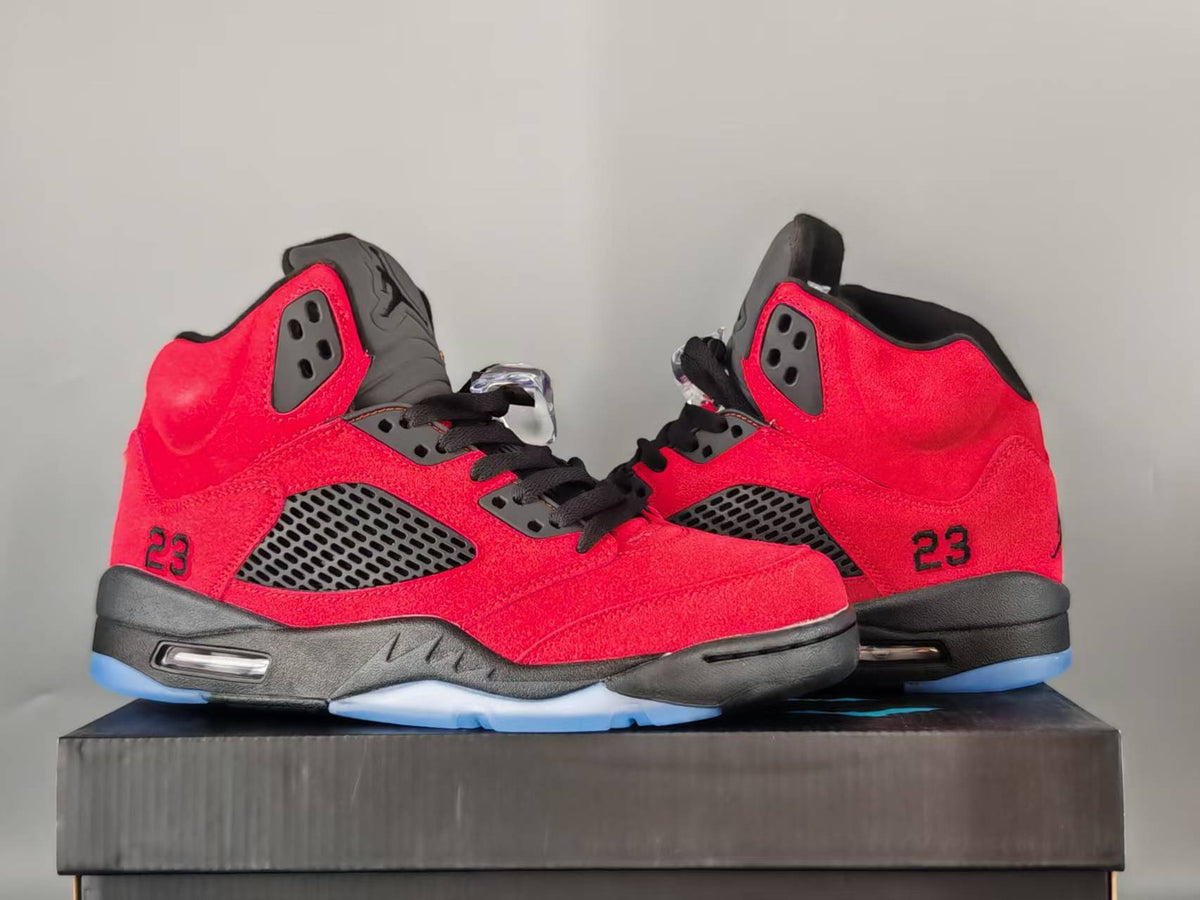 Air Jordan 5 Batman Beyond