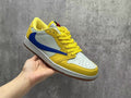 travis-scott-x-air-jordan-1-low-og-sp-white-brown-reverse-swoosh